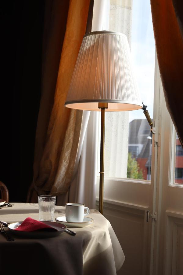 B&B 'T Kasteel & 'T Koetshuys Veurne Zewnętrze zdjęcie